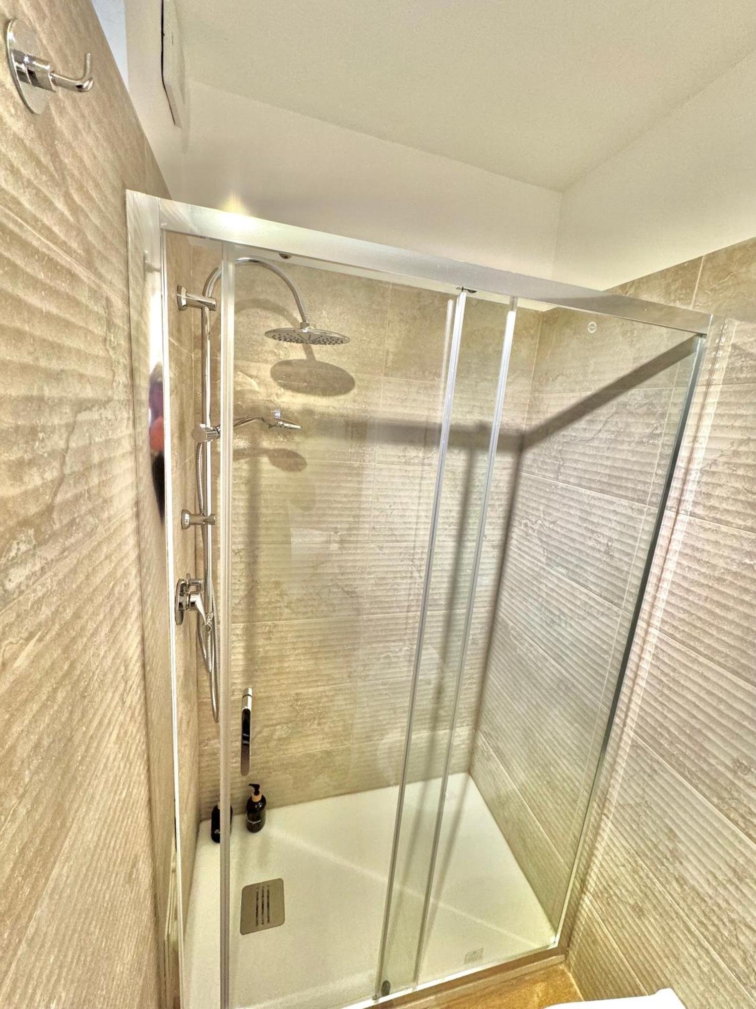 Bari Annette Room Екстер'єр фото